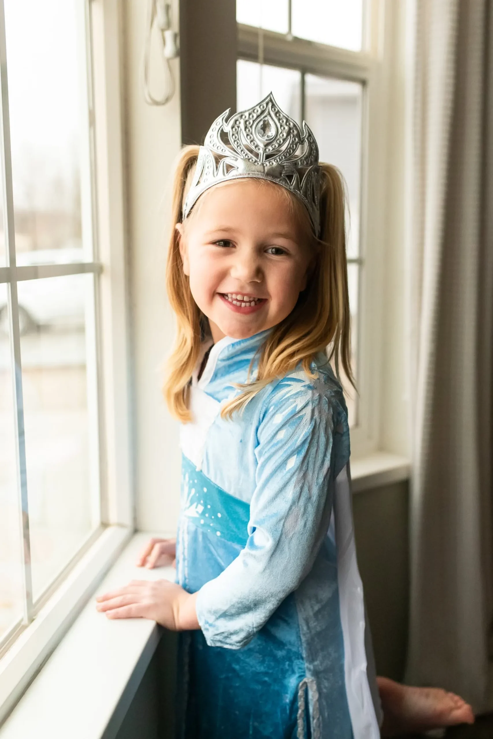 Little Adventures Deluxe Ice Princess Set> Dresses