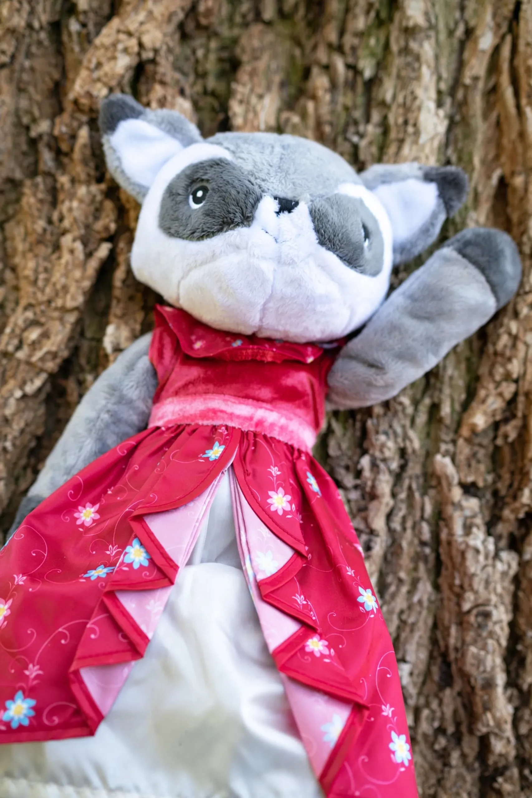 Little Adventures Doll Dress Ruby Princess> Doll Dress Ups