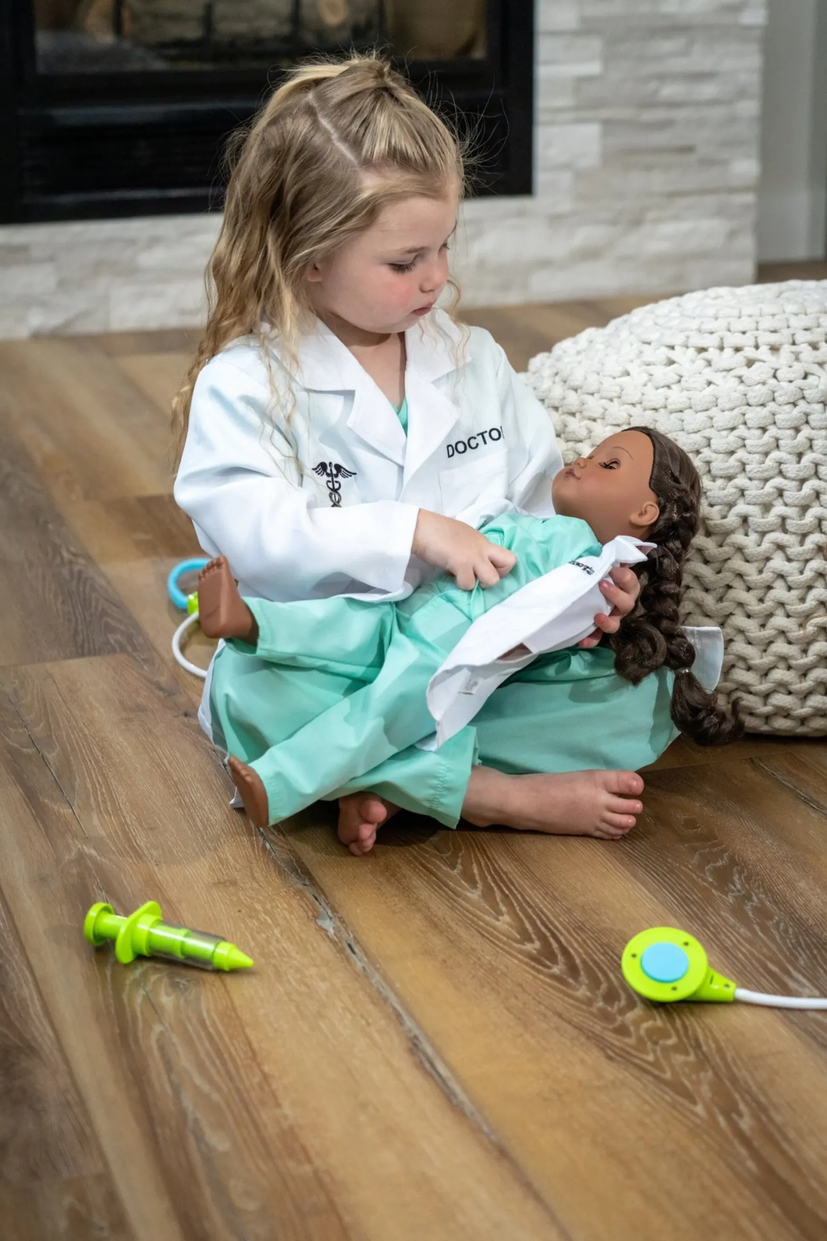 Little Adventures Doll Outfit Doctor> Doll Dress Ups