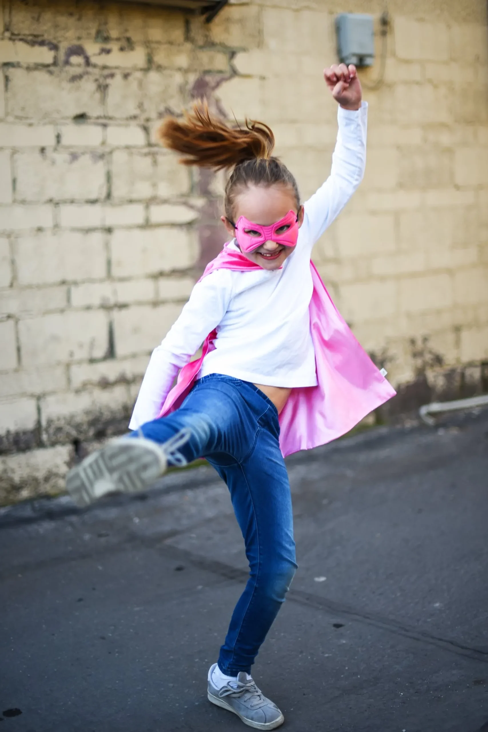 Little Adventures Pink Hero Cape & Mask Set> Dress Ups