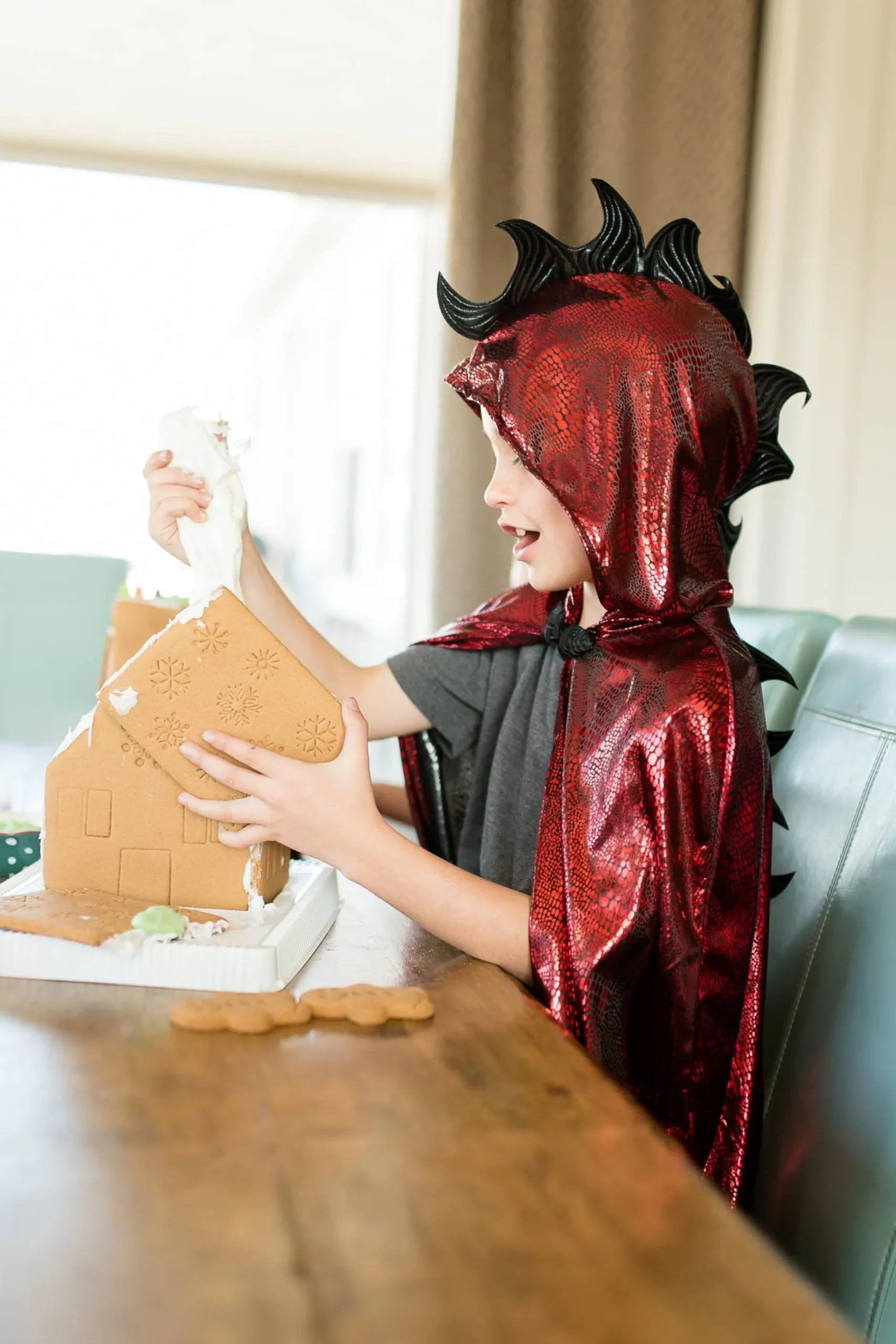 Little Adventures Red Dragon Cloak> Knights & Dragons