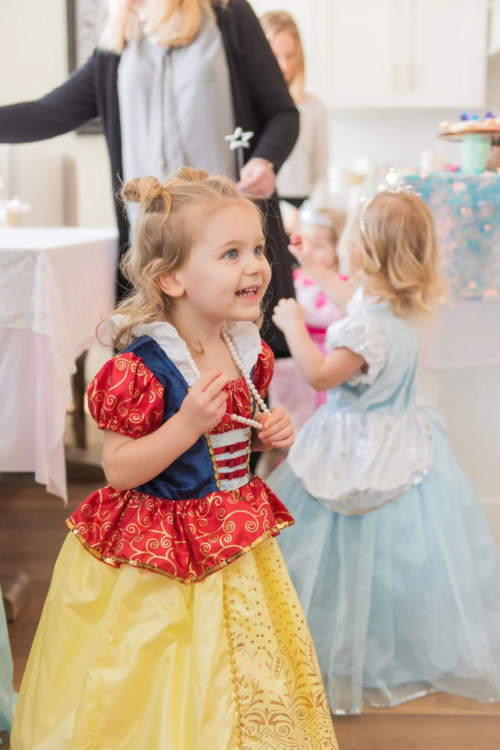 Little Adventures Snow White Dress Up> Dresses